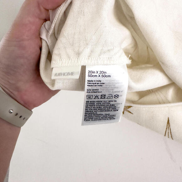 H&M Home Gold Mid Centery Modern Star Pattern Pillow Cover 20 x 20 - Picture 5 of 5